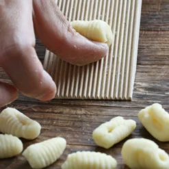 Alice Delice Ustensiles Spécifiques|Pâtes Fraîches Maison^Appareil à gnocchis et penne - Alice Délice