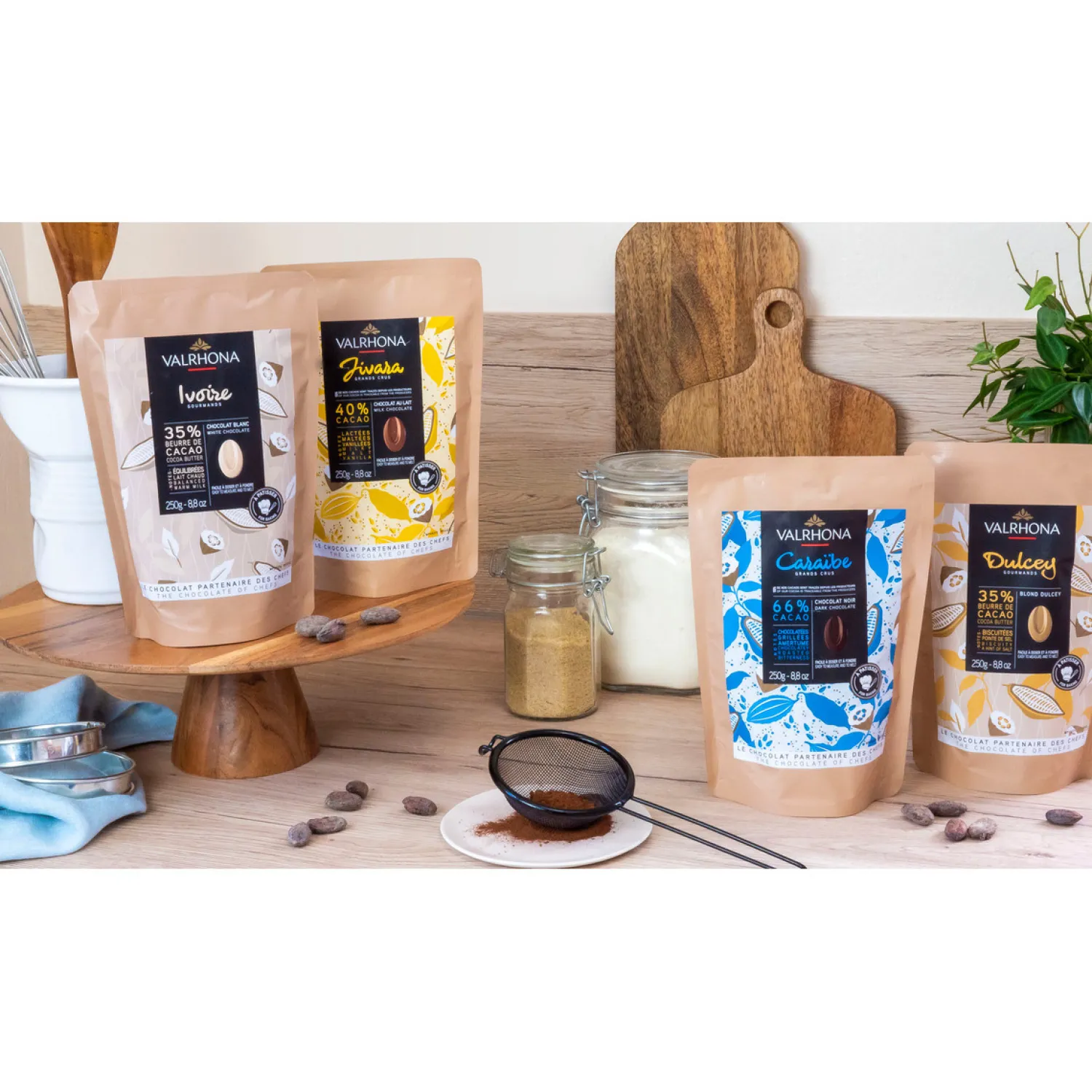 Valrhona Chocolat^Chocolat à pâtisser blond Dulcey 32% 250 gr -
