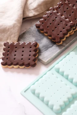 Scrapcooking Moules Individuels^Moule en silicone 8 biscuits petit beurre -