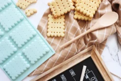Scrapcooking Moules Individuels^Moule en silicone 8 biscuits petit beurre -